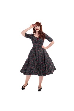 Robe cerise a pois collectif