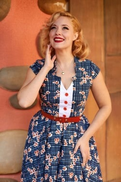 Robe pinup taille haute
