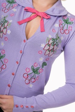 Cardigan violet brodé cerise et fraises