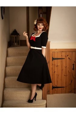 Robe swing noire