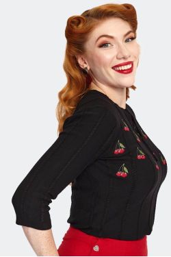 Pull rétro cerise noir