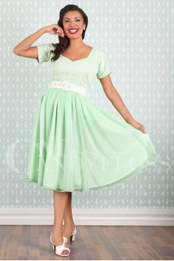 Robe vert menthe corsage dentelle jupe swing mousseline ceinture blanche pin-up vintage