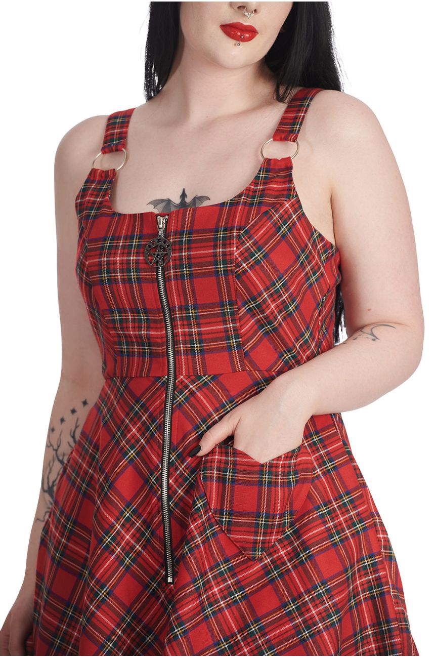 Dos robe tartan rouge bretelles larges encolure carree jupe swing Banned style alternatif